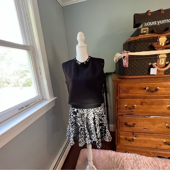 LOUIS vuitton dress (M) (flaw to mention) - Picture 9 of 16